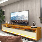 Rack moderno em madeira com portas de vidro e iluminação LED, decorando sala de estar com TV, livros e objetos de decoração